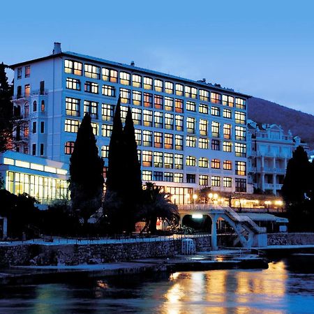 Hotel Kristal - Liburnia أوباتيا المظهر الخارجي الصورة