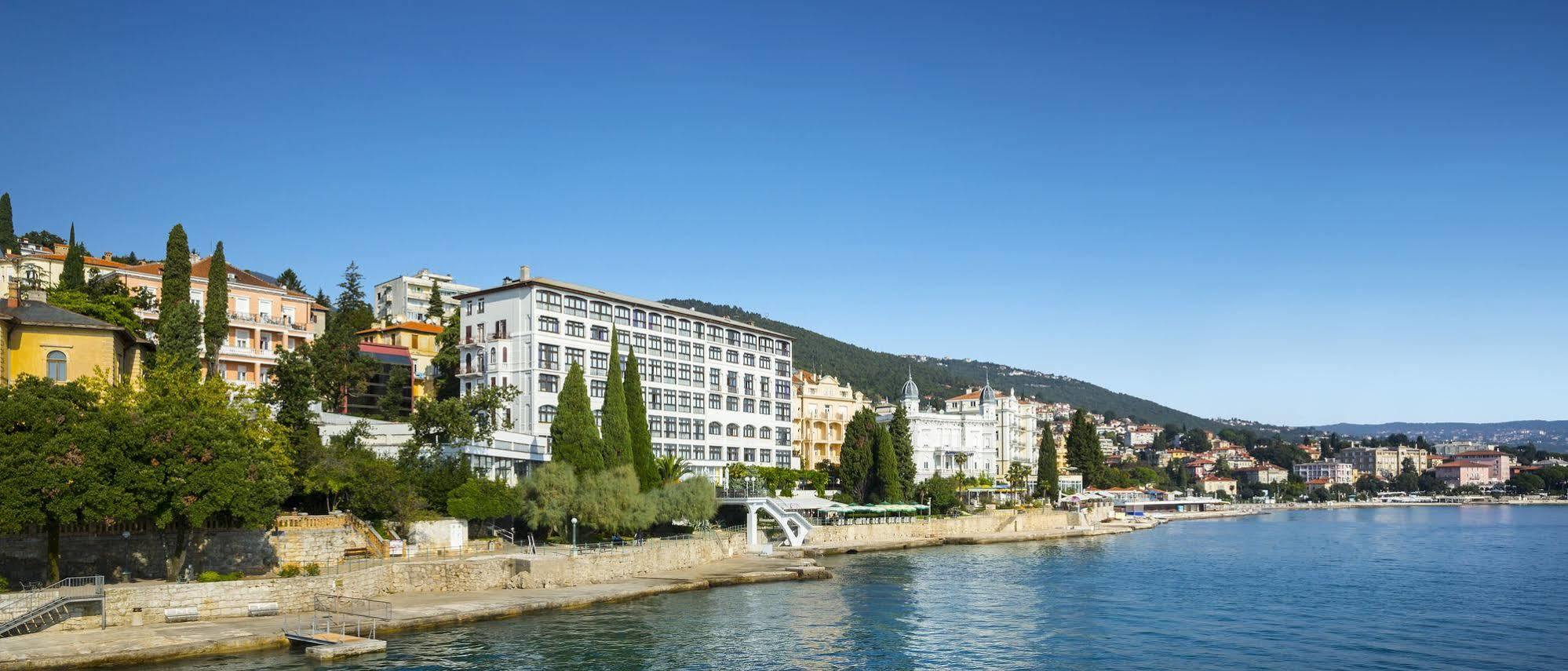 Hotel Kristal - Liburnia أوباتيا المظهر الخارجي الصورة
