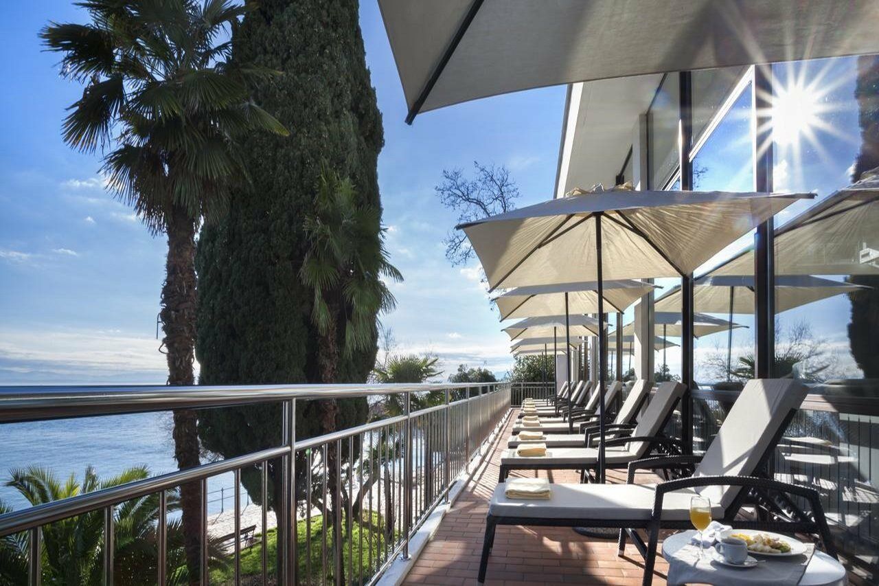 Hotel Kristal - Liburnia أوباتيا المظهر الخارجي الصورة