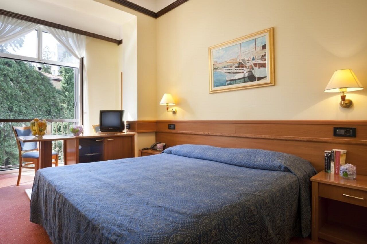 Hotel Kristal - Liburnia أوباتيا المظهر الخارجي الصورة